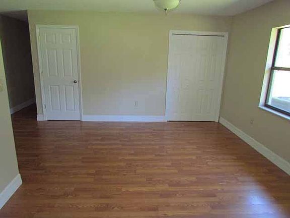 3rd image of 5291 NW 140th St