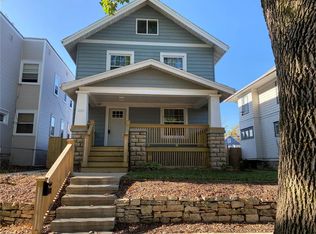 1619 Grande Ave SE, Cedar Rapids, IA 52403