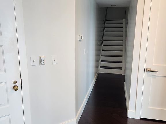 5th image of 900 N Stafford St APT 2625