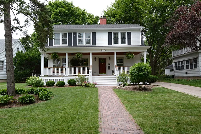 610 Anderson Blvd photo 1