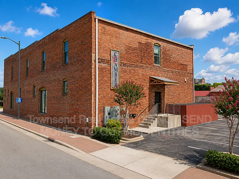 159 Maxwell St #200