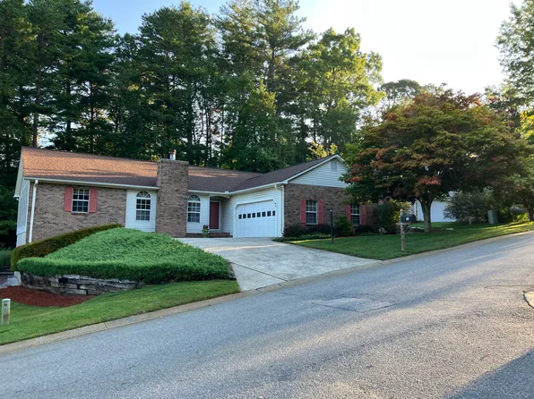 (undisclosed Address), Asheville, NC 28803