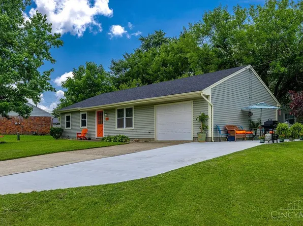 110 Melanee Ln, Oxford, OH 45056
