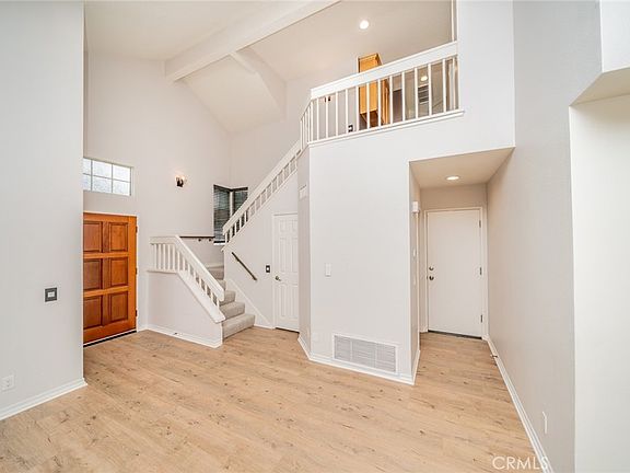 5th image of 24876 Via Kristina