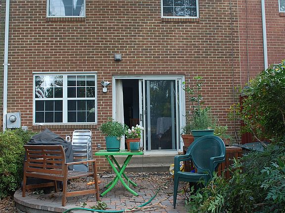 3rd image of 2792 Hyson Ln