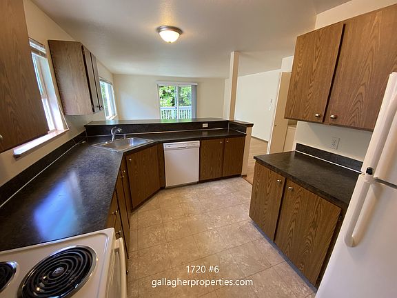 5th image of 1720 NW 62nd St APT 6