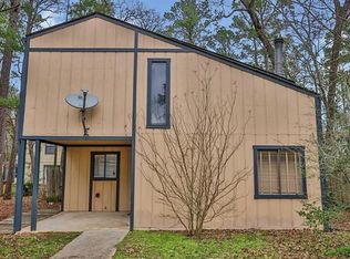 26624 Primrose Ct, Huntsville, TX 77320
