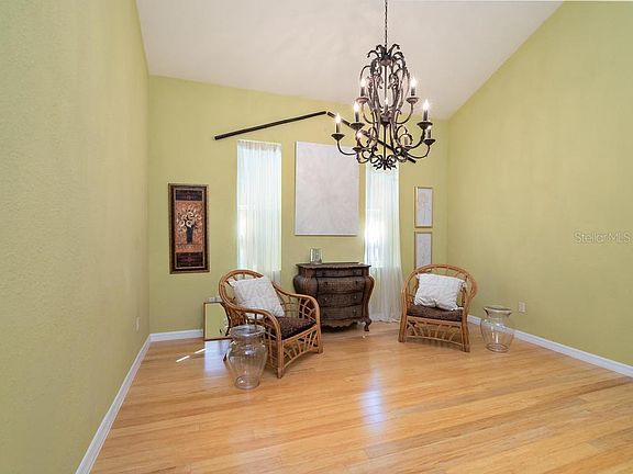 5th image of 1344 40th St