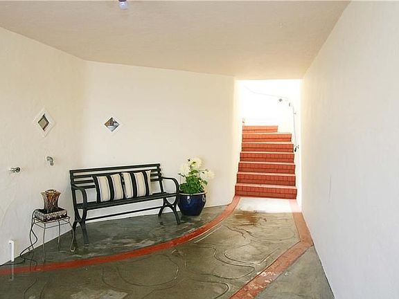 3rd image of 79 Forest View Dr