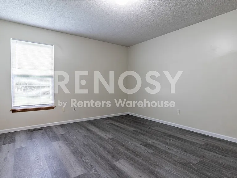 1500 Galway Ct — Photo 12