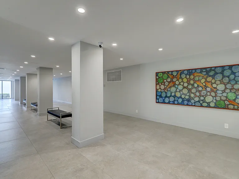 1170 N Federal Hwy #501 — Photo 58