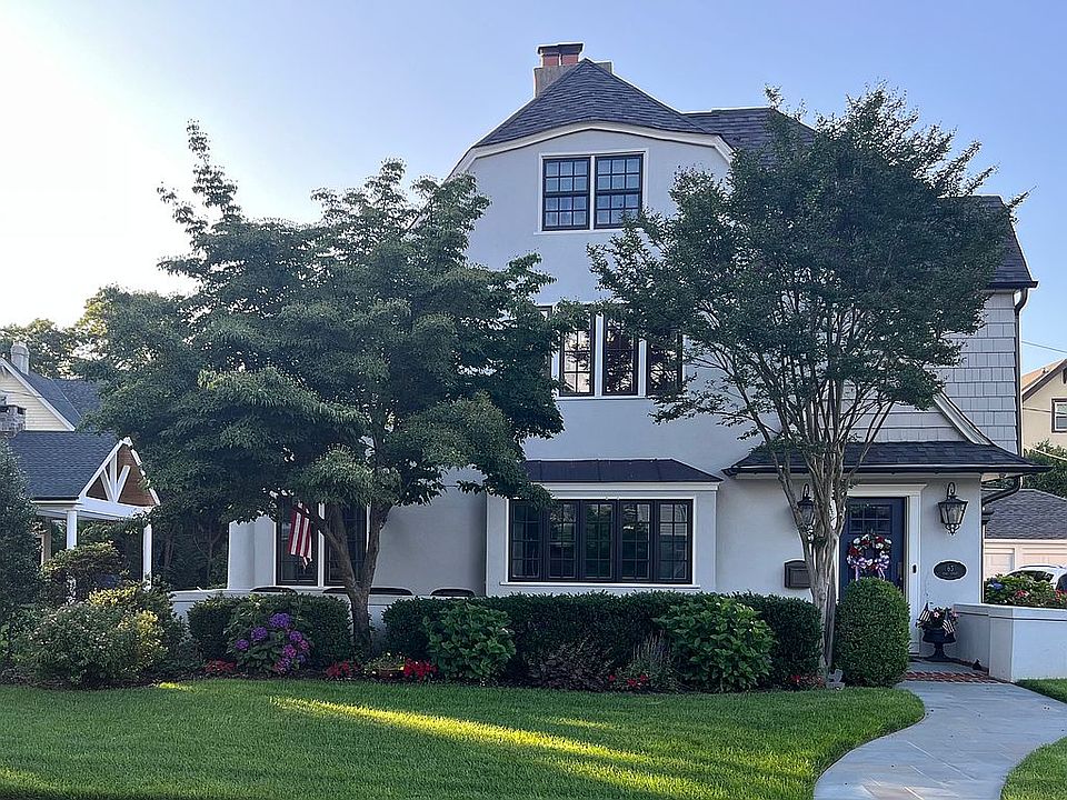 1st image of 63 Pine St