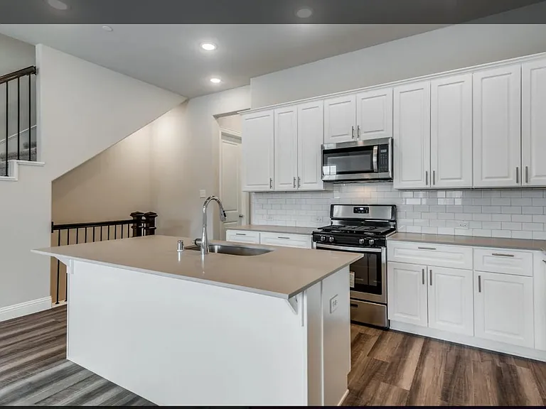 12846 Perrin Ln — Photo 10
