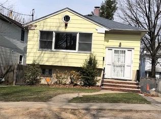 385 Castleton Ave, Staten Island, NY 10301