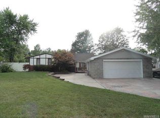 4326 Beach Ave, Hamburg, NY 14075