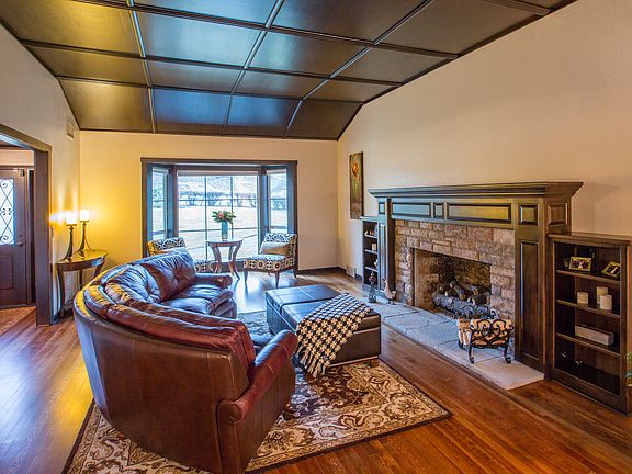 2nd image of 1003 E Rockwood Blvd