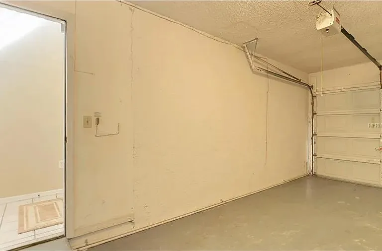 10494 Saint Tropez Pl — Photo 4