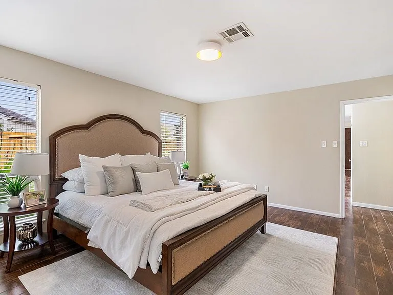 11423 Wickersham Ln — Photo 19