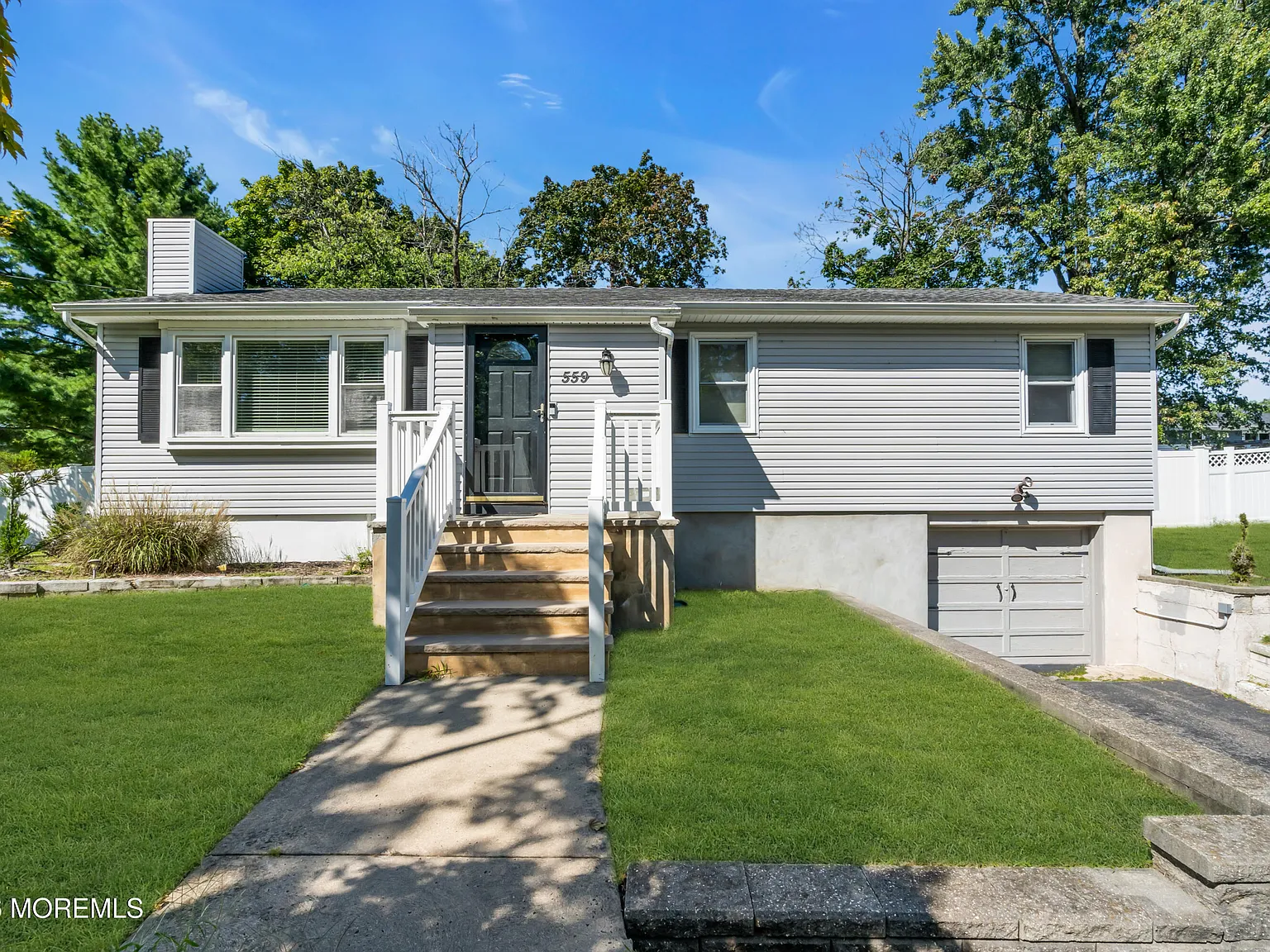 3 bed, 1258 sqft, $2,500 — Photo 4