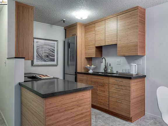5th image of 325 Lenox Ave APT 104