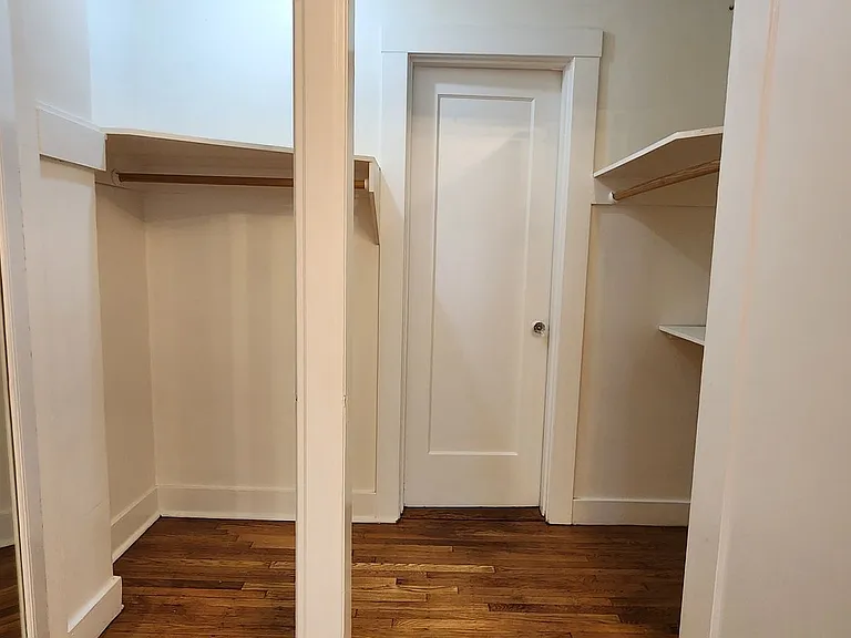 834 Bush St — Photo 5