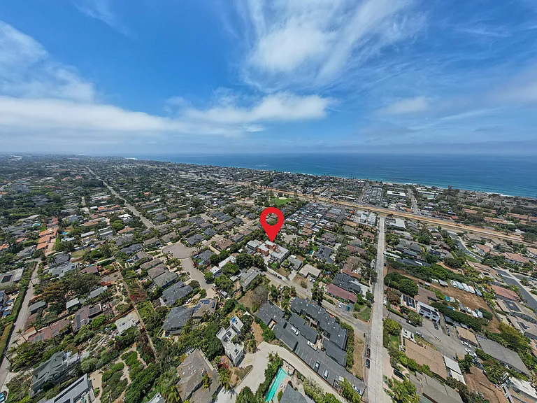 261 Hillcrest Dr #B — Photo 40