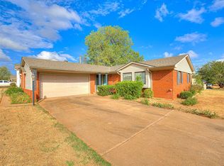 5401 NW 64th St, Warr Acres, OK 73132