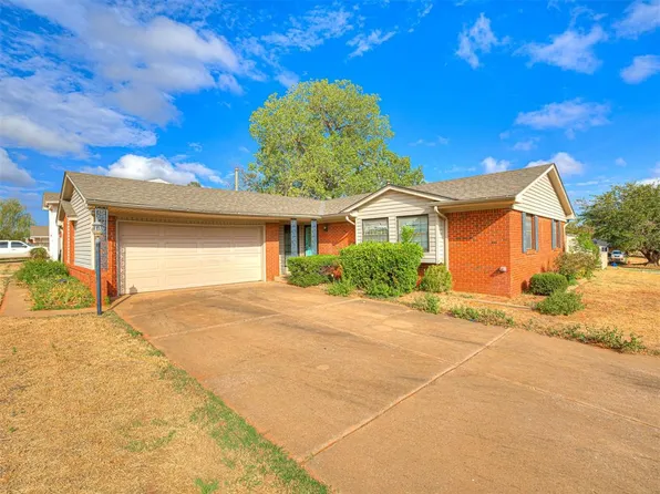 5401 NW 64th St, Warr Acres, OK 73132