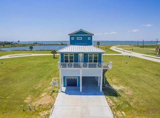 10810 Sweetwater Cove Blvd, Galveston, TX 77554