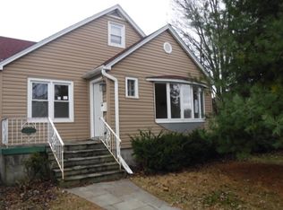 301 Webb St, Calumet City, IL