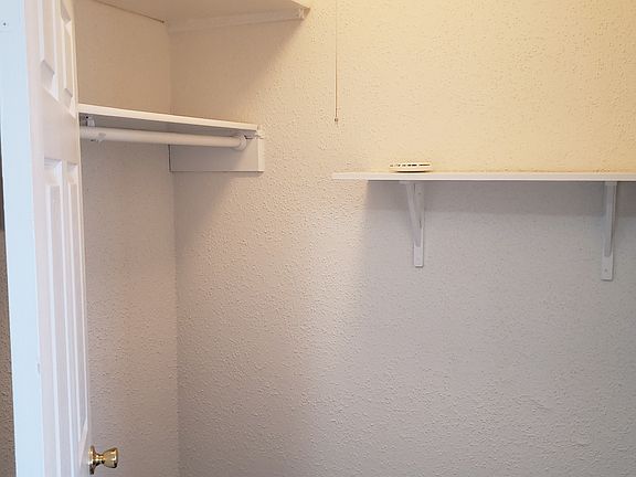 5th image of 2065 W Lawrence Ave #1