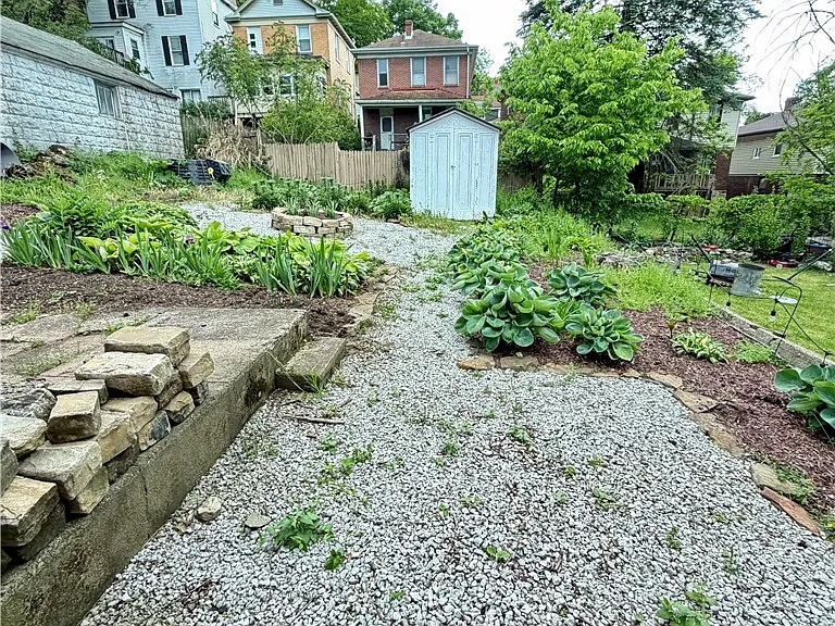 1636 Dagmar Ave — Photo 16