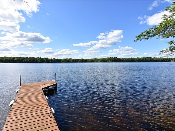 4th image of W14732 Chain Lake Road