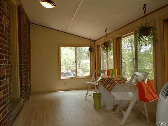 5th image of 10034 Lakeside Dr