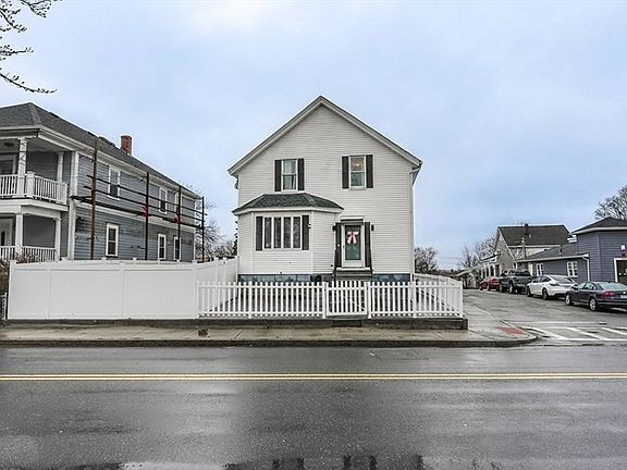 2nd image of 529 Stafford Rd