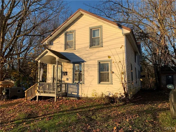 58 N 6th St, Fulton, NY 13069