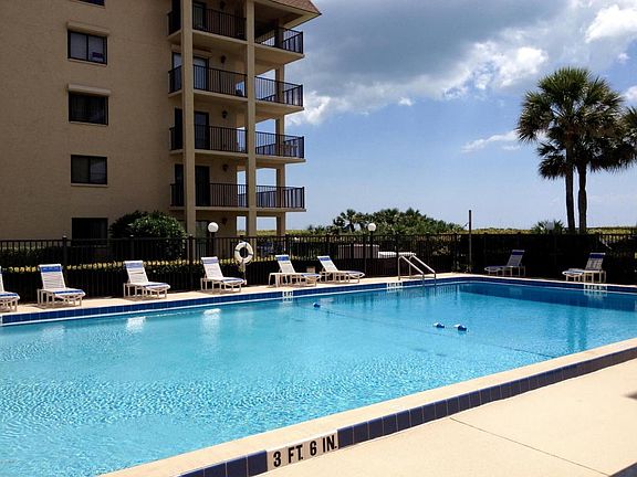 2nd image of 8496 Ridgewood Ave APT 3106