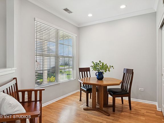 3rd image of 13480 Honeysuckle Dr
