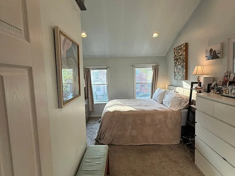 1455 Hull St — Photo 14