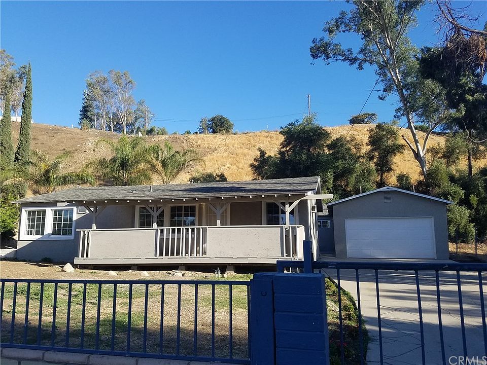 1st image of 1316 Hillside Dr