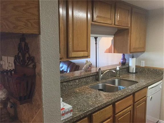 5th image of 325 Carolcrest Ln Unit 13