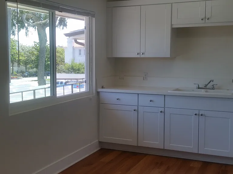 2611 W Carson St #D — Photo 2