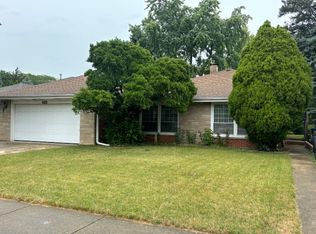 420 Cordial Dr, Des Plaines, IL