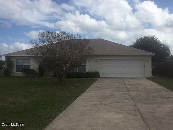 3rd image of 134 Lake Catherine Cir