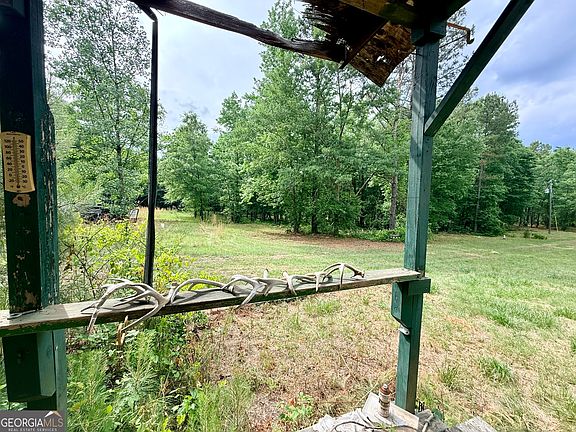 3rd image of 715 Fulsome Creek Rd