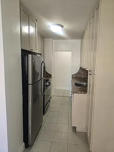 Shorecrest Towers — Photo 35