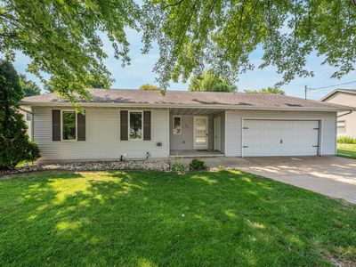 601 E Elm Dr, Little Chute, WI, 54140