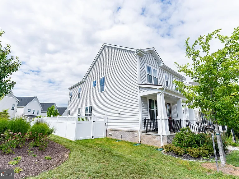 41914 Spring Air Dr — Photo 2