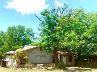 212 3rd St, Ingram, TX 78025