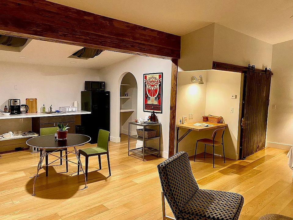 Living, Dining, Woek Areas